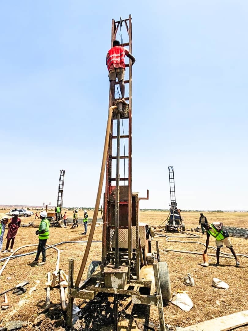 Piling operations and site crew