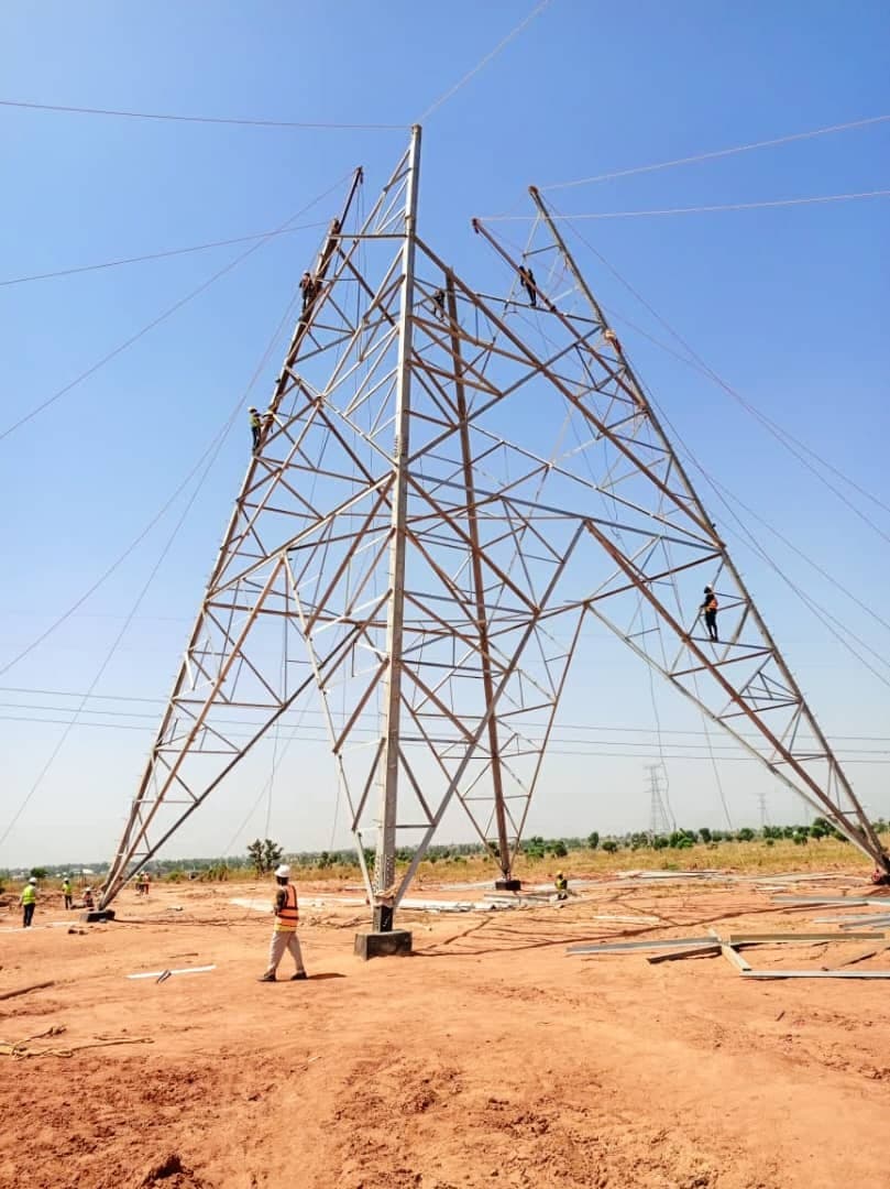 Transmission tower assembly